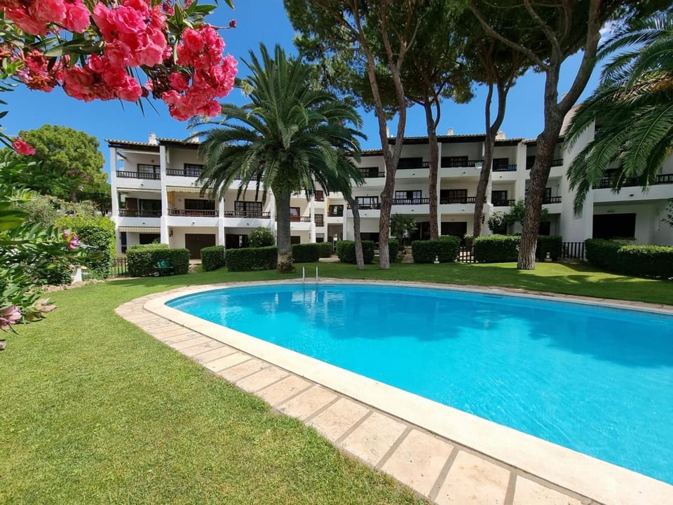 Estudio en L'Escala a 300m de la playa, vista a la piscina común - HISP-236-131 Apartment in L'Escala
