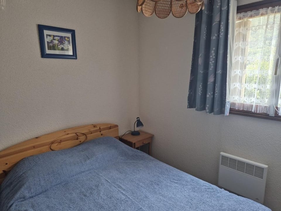 Appartement T2 avec Balcon et Parking à Cauterets - FR-1-234-350 Apartment in Cauterets