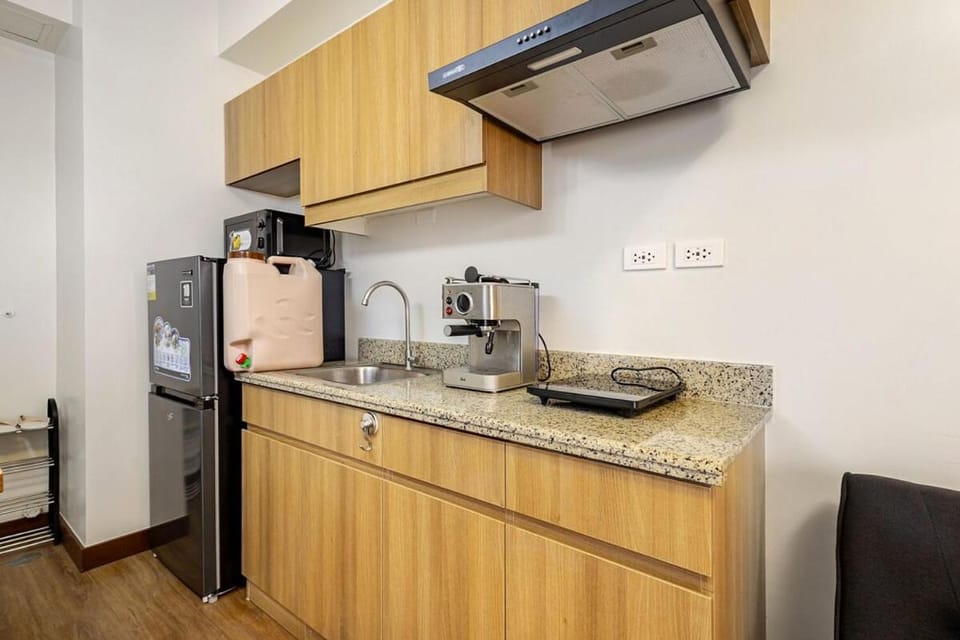 CoZ studio near MAKATI CBD MOA NAIA Apartment in Pasay