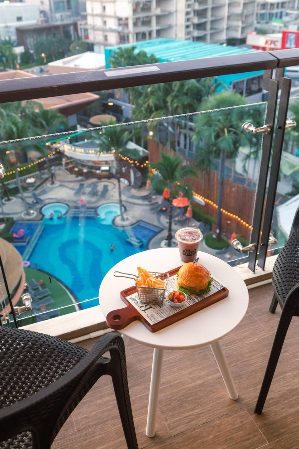 View (from property/room), Pool view