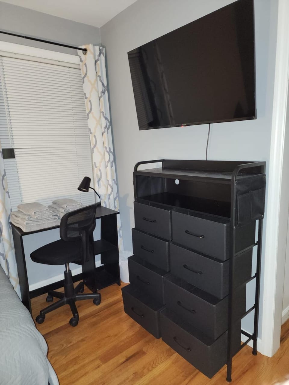 Work & Study - NYC - EWR - Walk to Train Vacation rental in East Newark