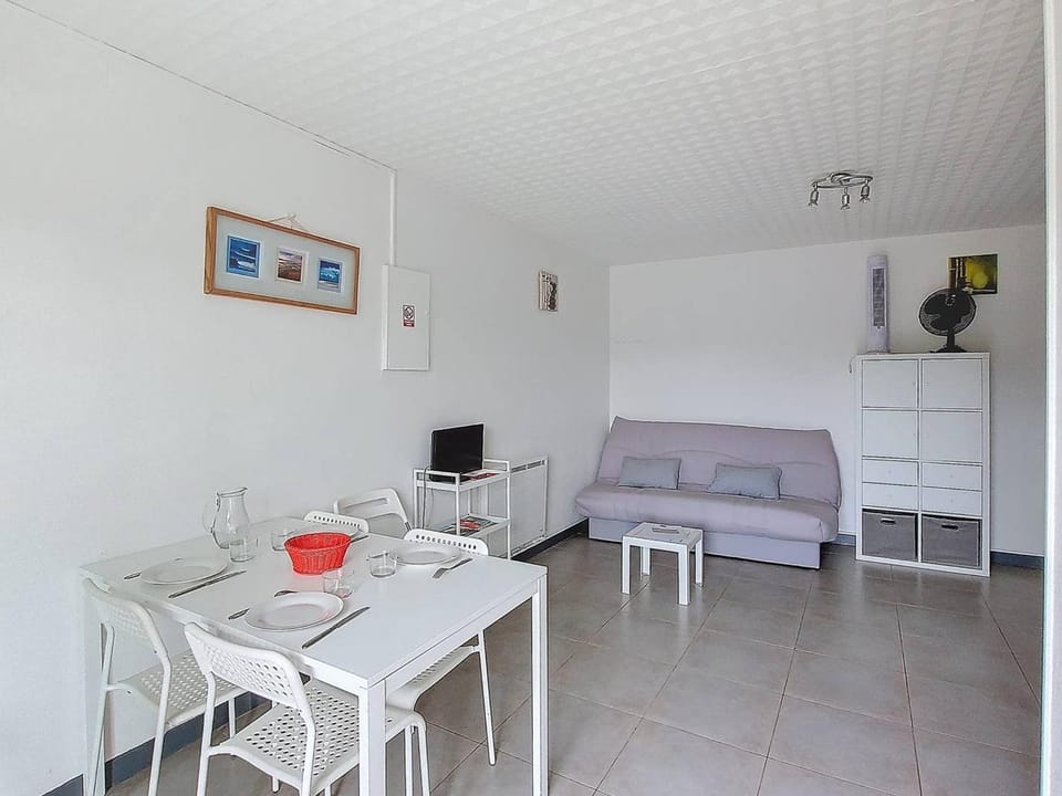 Soustons Plage - T2, 4 pers, Animaux admis, Parking - FR-1-857-55 Apartment in Vieux-Boucau-les-Bains