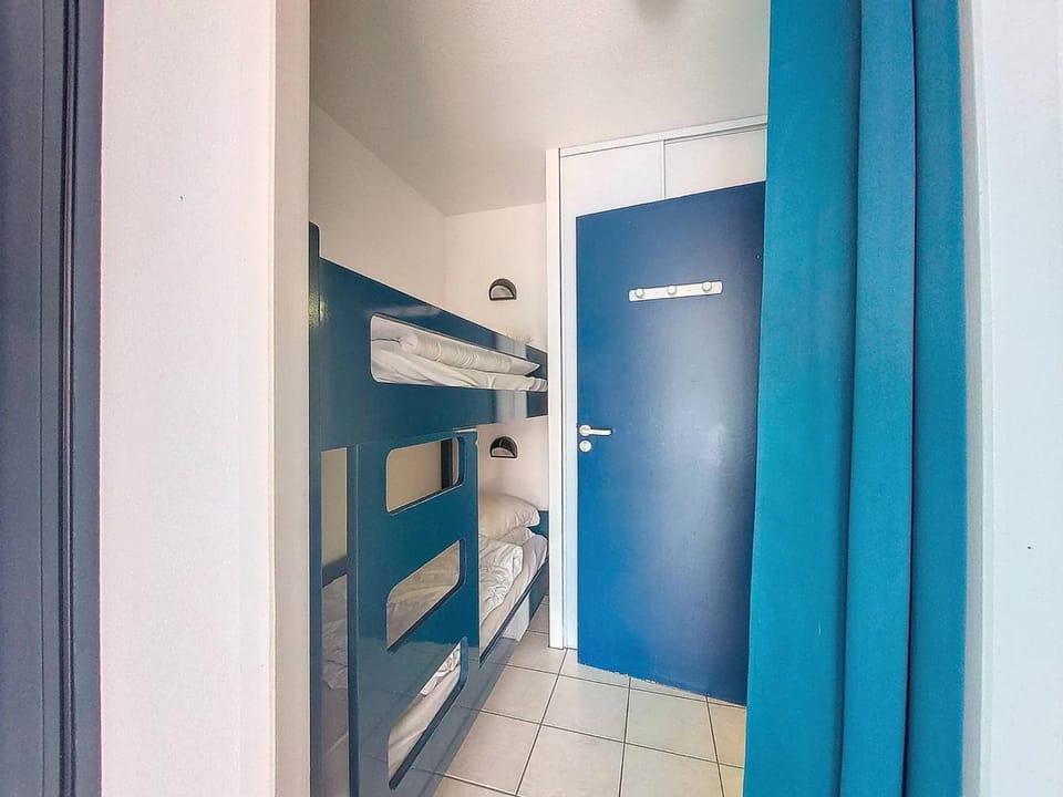 Studio cabine 4 pers avec terrasse à Vieux Boucau Cabin in Vieux-Boucau-les-Bains