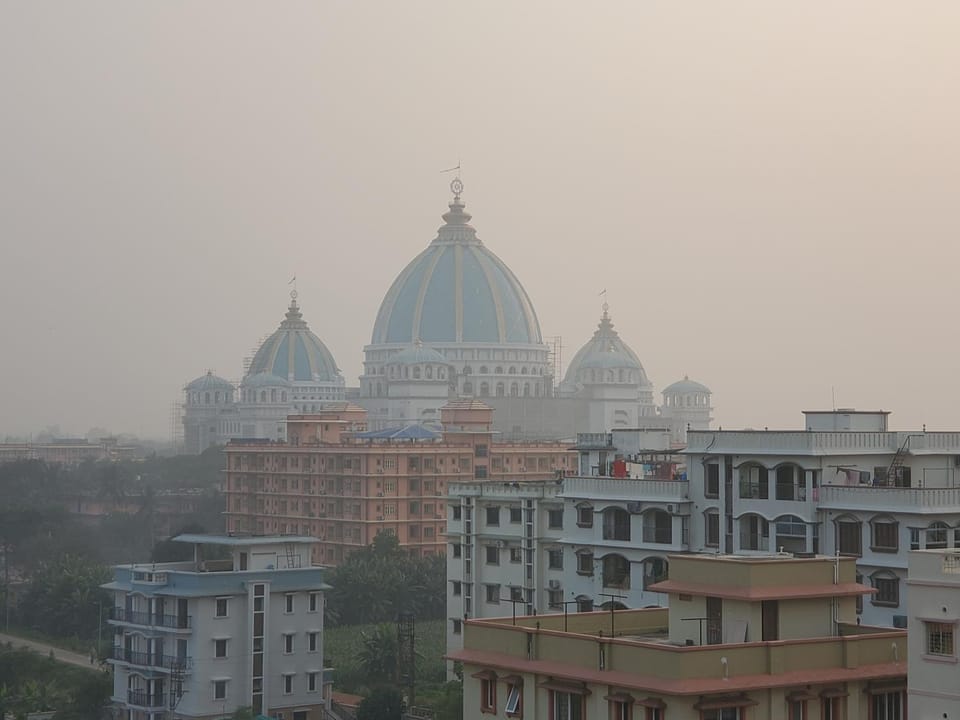 Mayapur Guest Place Apartment in Maharashtra