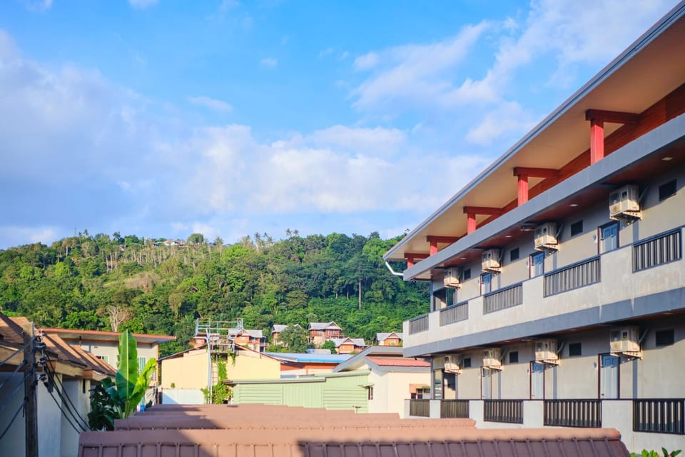View (from property/room), City view