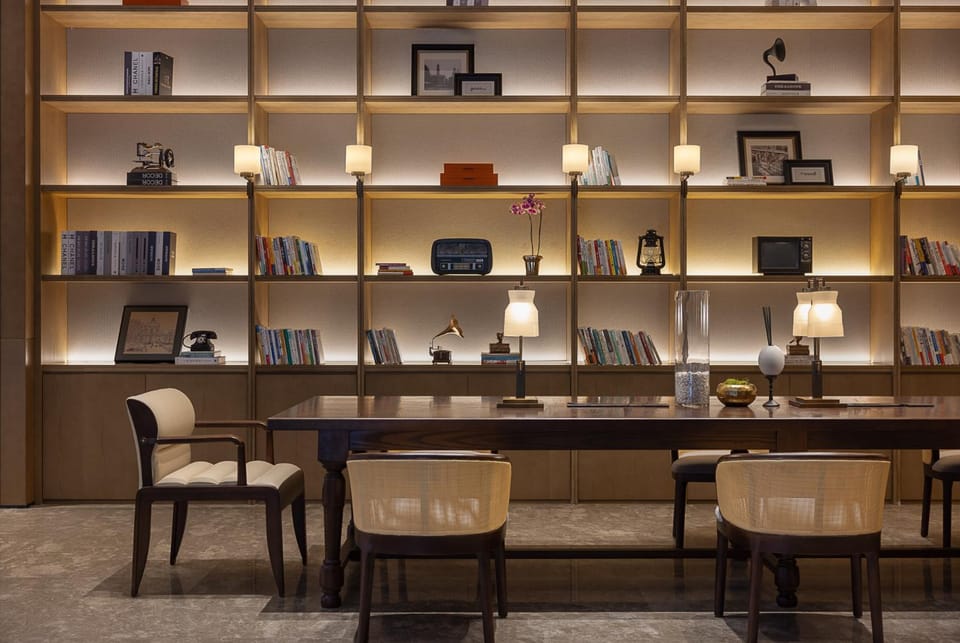 Library, Seating area