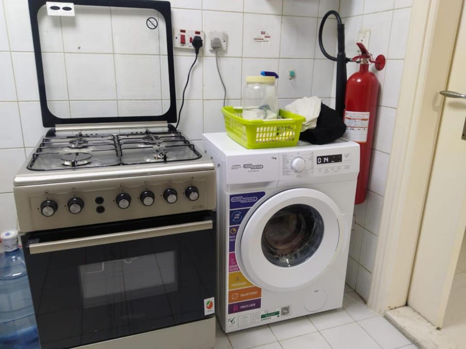 thrifty regular room for 2 to 4 Bed and Breakfast in Abu Dhabi