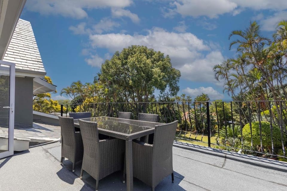 Magnificent family home in upmarket Durban North Villa in Durban