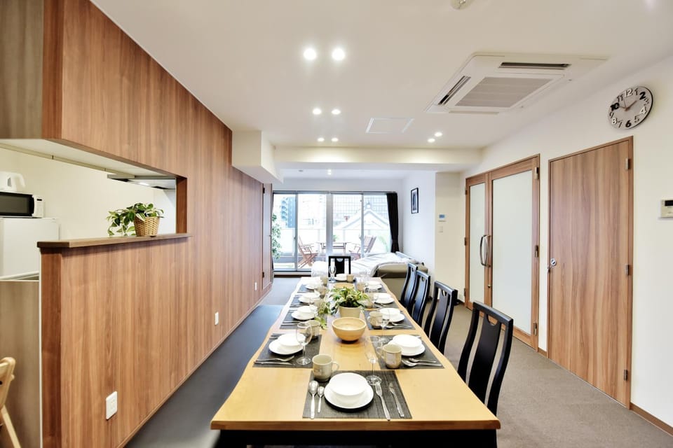 Living room, Dining area