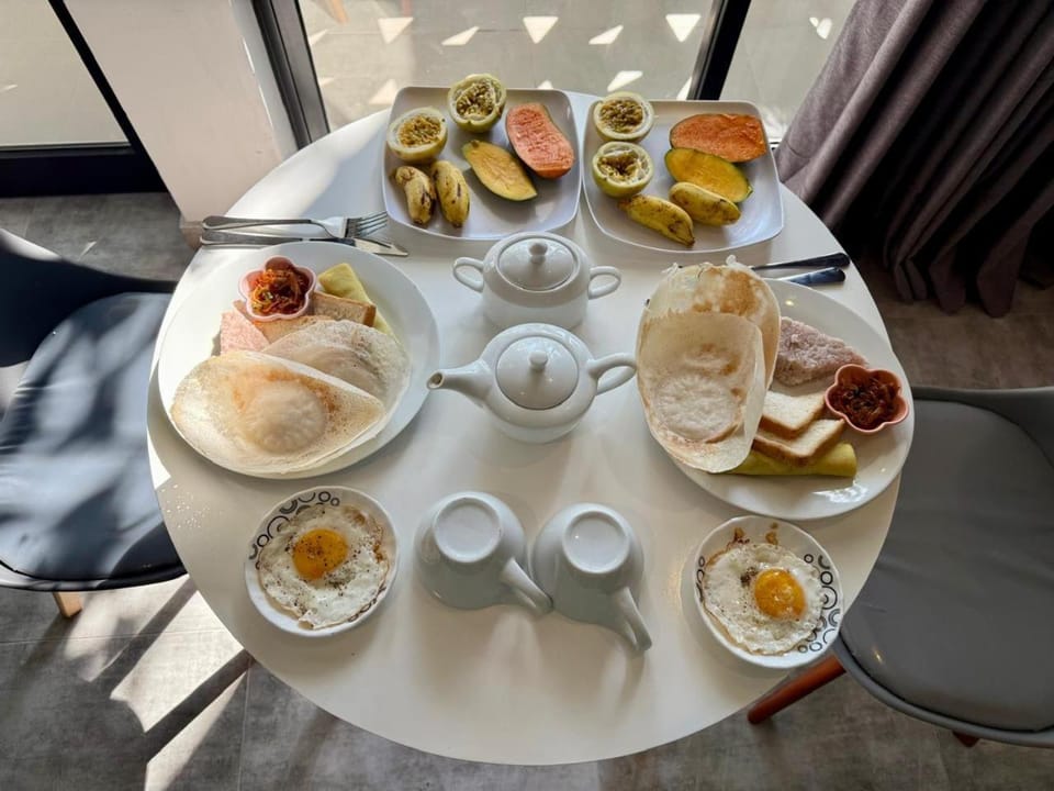 Food and drinks, Breakfast, Breakfast, Continental breakfast