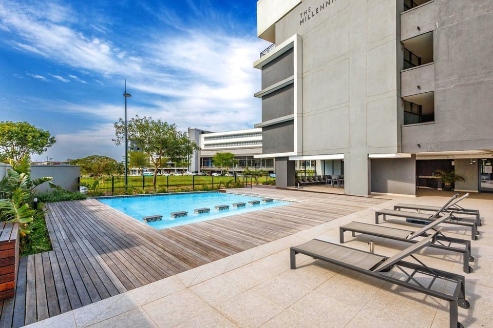 Stunning Air-conditioned studio at Millennial Umhlanga Apartment in Umhlanga
