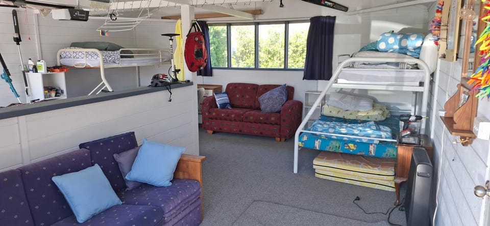 bunk bed