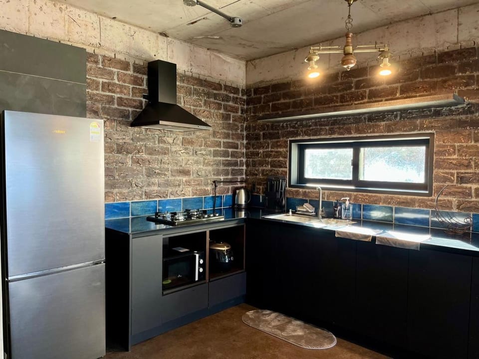 private 2-story design villa,4bedroom 3toilet,5min to Hamdeok Beach Apartment in South Korea