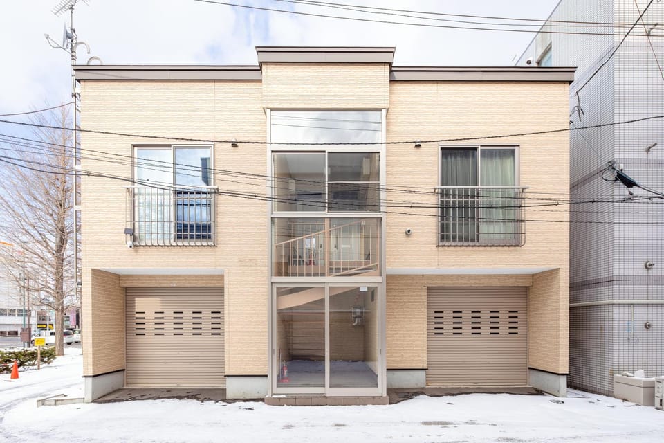 Property building, Day