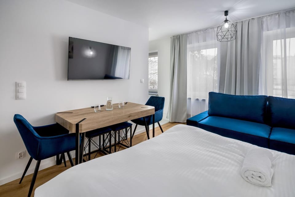 Bed, TV and multimedia