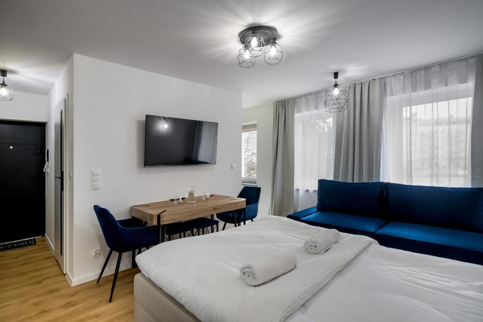 TV and multimedia, Seating area