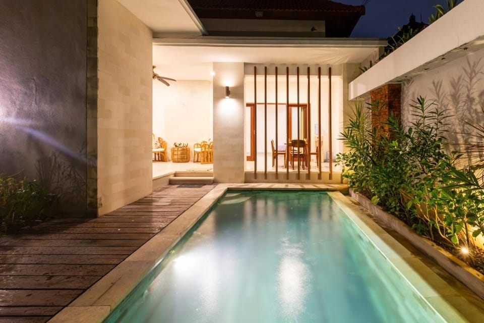 Sunset Cove Canggu by HONEST Villa in North Kuta