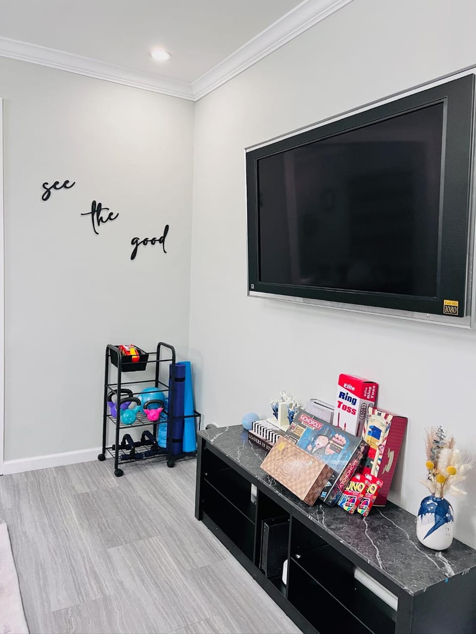 Communal lounge/ TV room, TV and multimedia, Evening entertainment