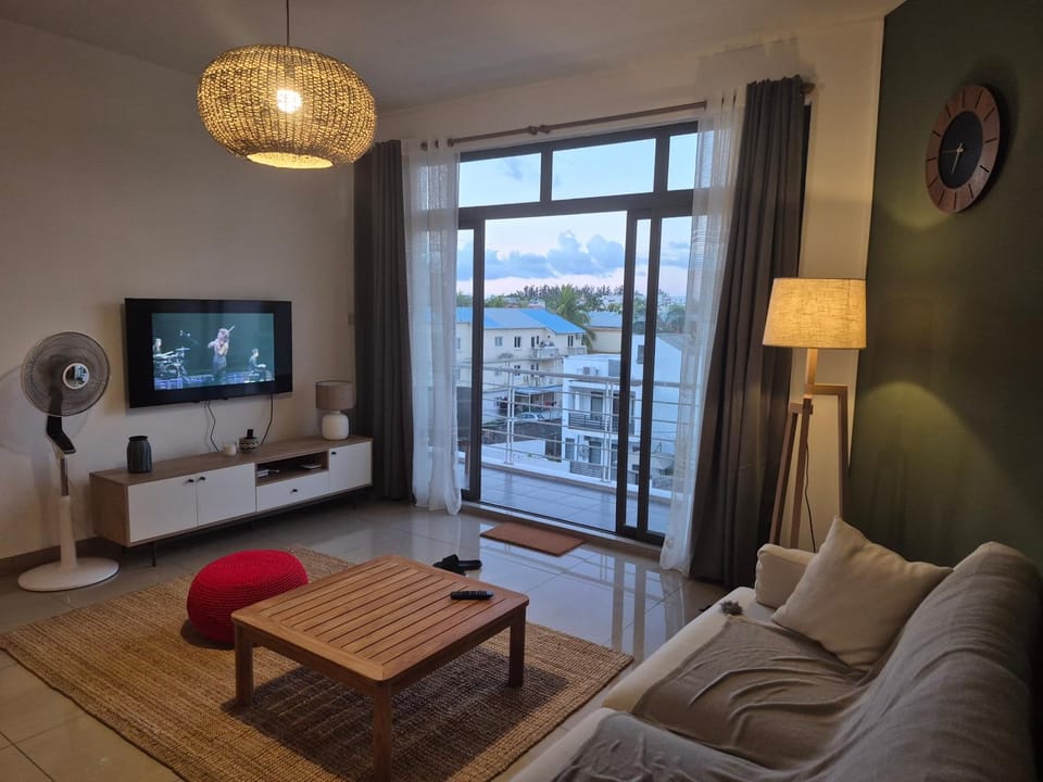 Communal lounge/ TV room, TV and multimedia, Living room