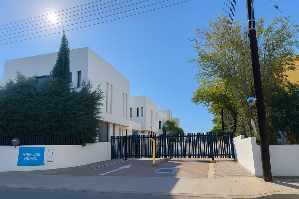 Facade/entrance, Street view