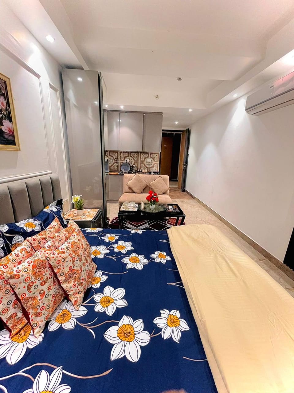 CrazyHomes Apartment in Punjab, India