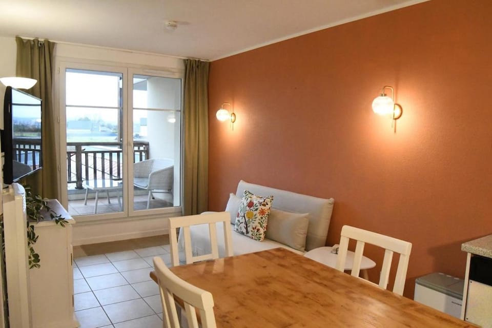 TV and multimedia, Balcony/Terrace, Living room