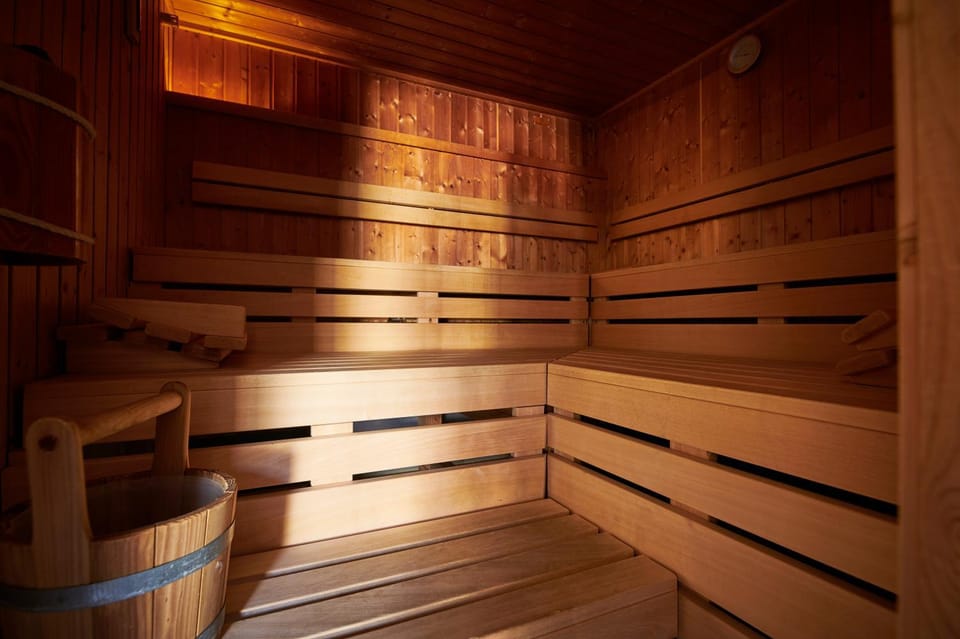 Natural landscape, Sauna, Spa and wellness centre/facilities