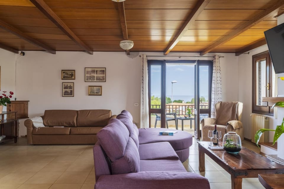 Casa Deffenu Vista mare Porto Frailis House in Sardinia