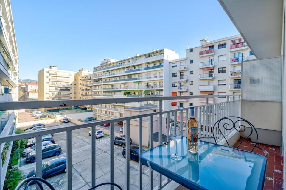 Port de Nice - Studio with balcony Apartment in Nice