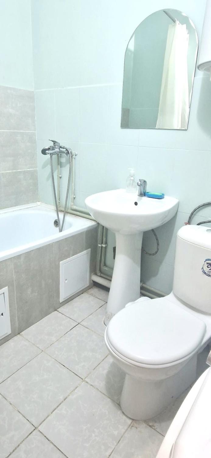 Shower, Toilet, Bathroom, Bath