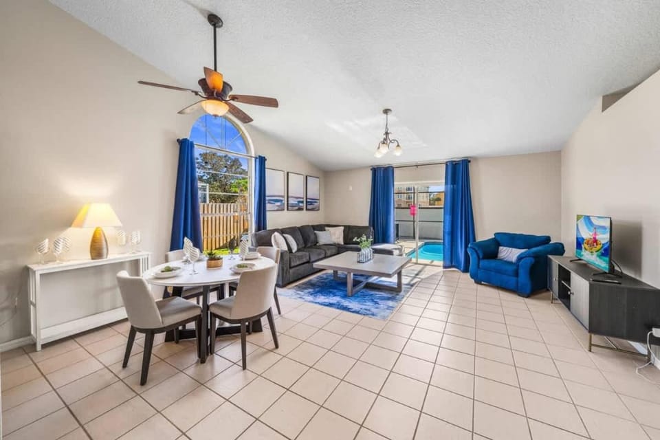 5304 Lonesome Dove Dr House in Osceola County