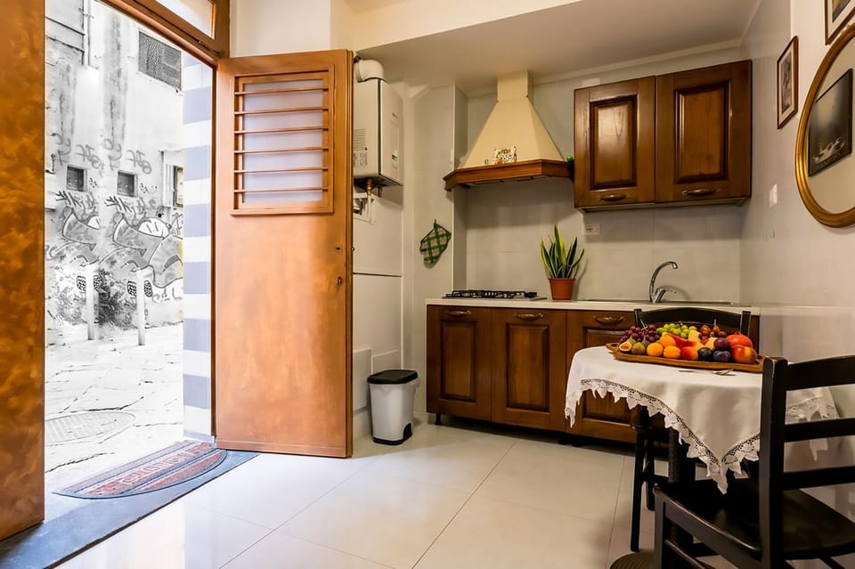 House Casarella Apartment in Naples