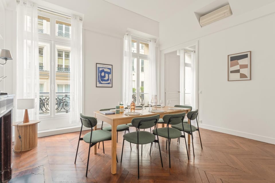 Dining area, air conditioner