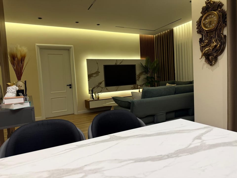 Modern Luxury Apartment-City Center-Walk Anywhere Apartment in Tirana County, Albania