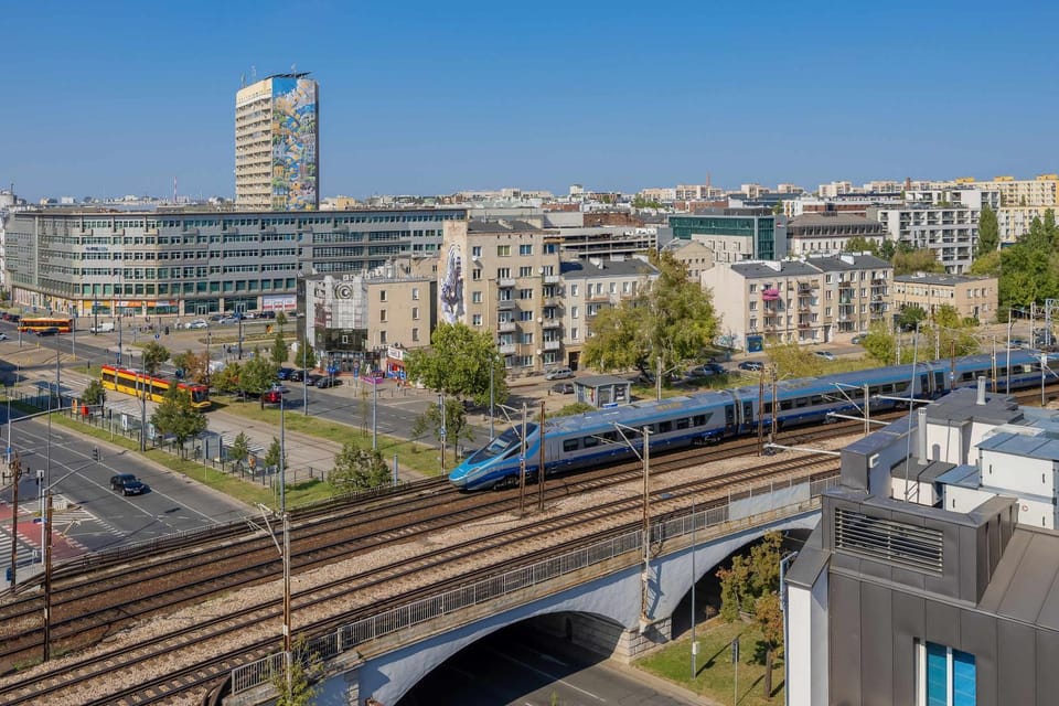 Neighbourhood, City view