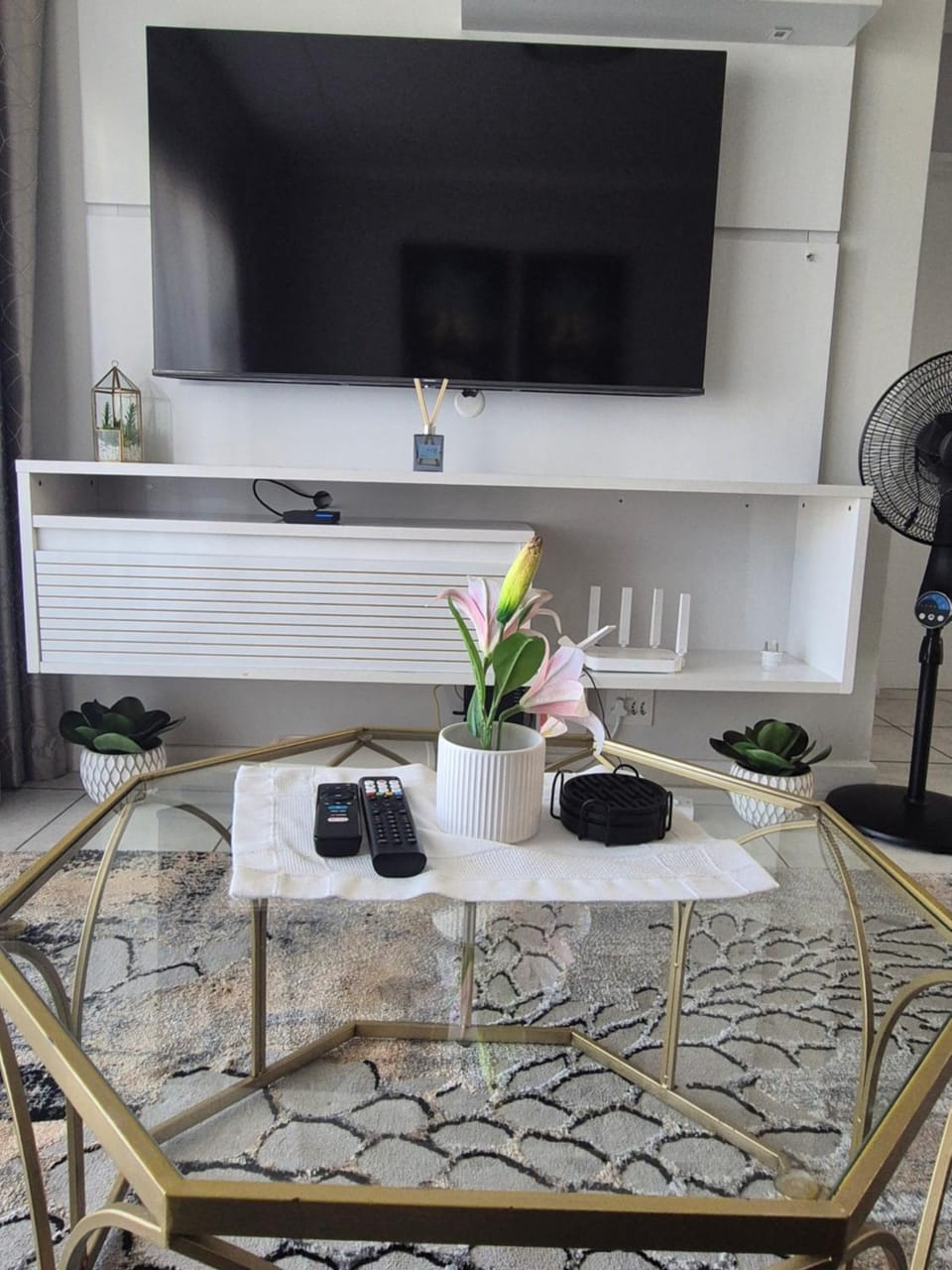 Charming Oasis in the East Apartment in Gauteng