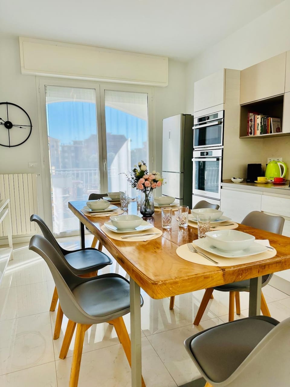 DIMORA Concept - Casa Efe-Terrace and free parking Apartment in Pietra Ligure