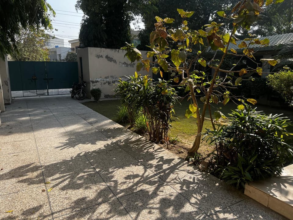 Shah chiragh villah Villa in Lahore