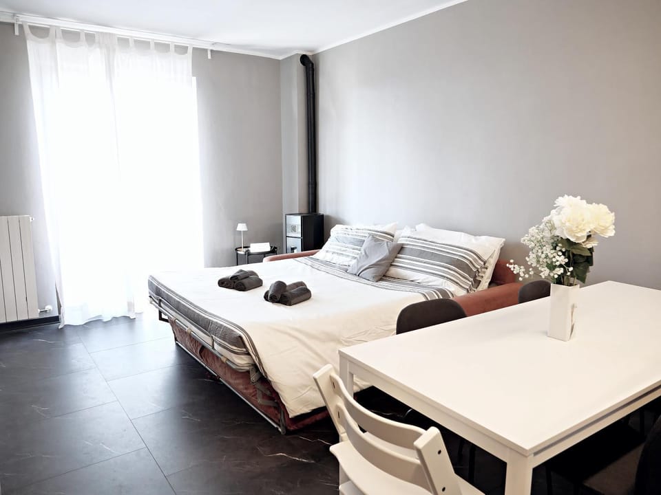 PORA 6 Appartamento sulle piste da sci - Box privato Apartment in Province of Brescia