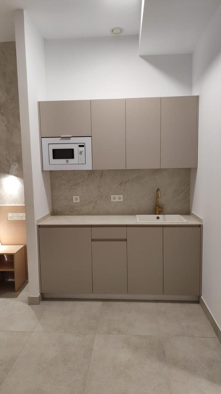 Plaza 5 Rooms Vistalegre Bed and Breakfast in Madrid