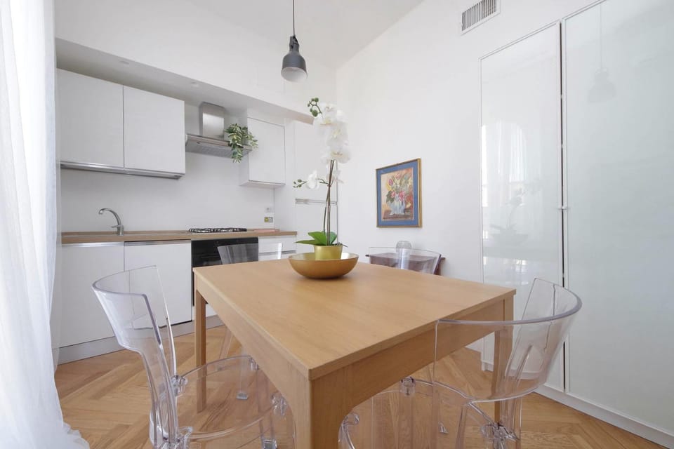 Kitchen or kitchenette, kitchen