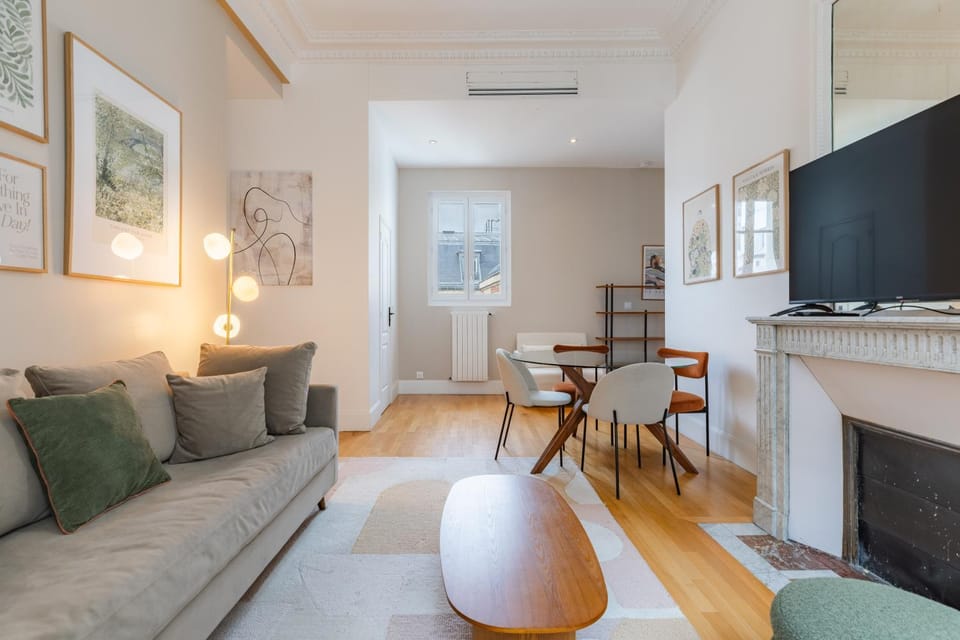 Living room, fireplace