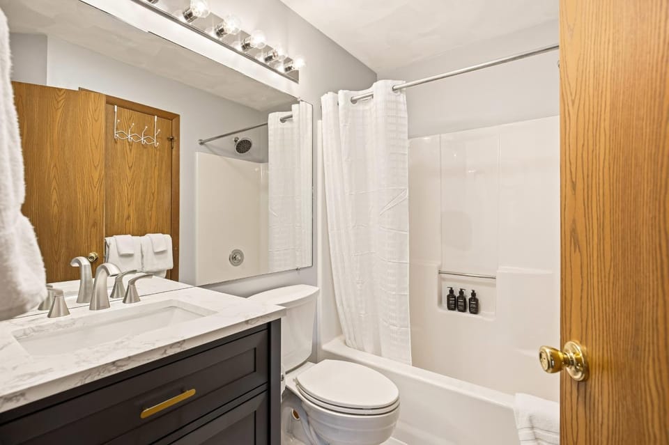 Seven Springs Sunridge 1 BR Condo, Ski-In Out condo Apartment in Seven Springs