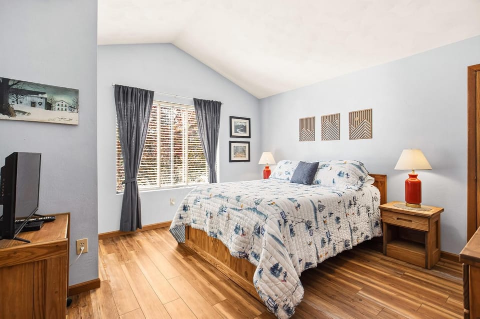 Seven Springs Sunridge 1 BR Condo, Ski-In Out condo Apartment in Seven Springs