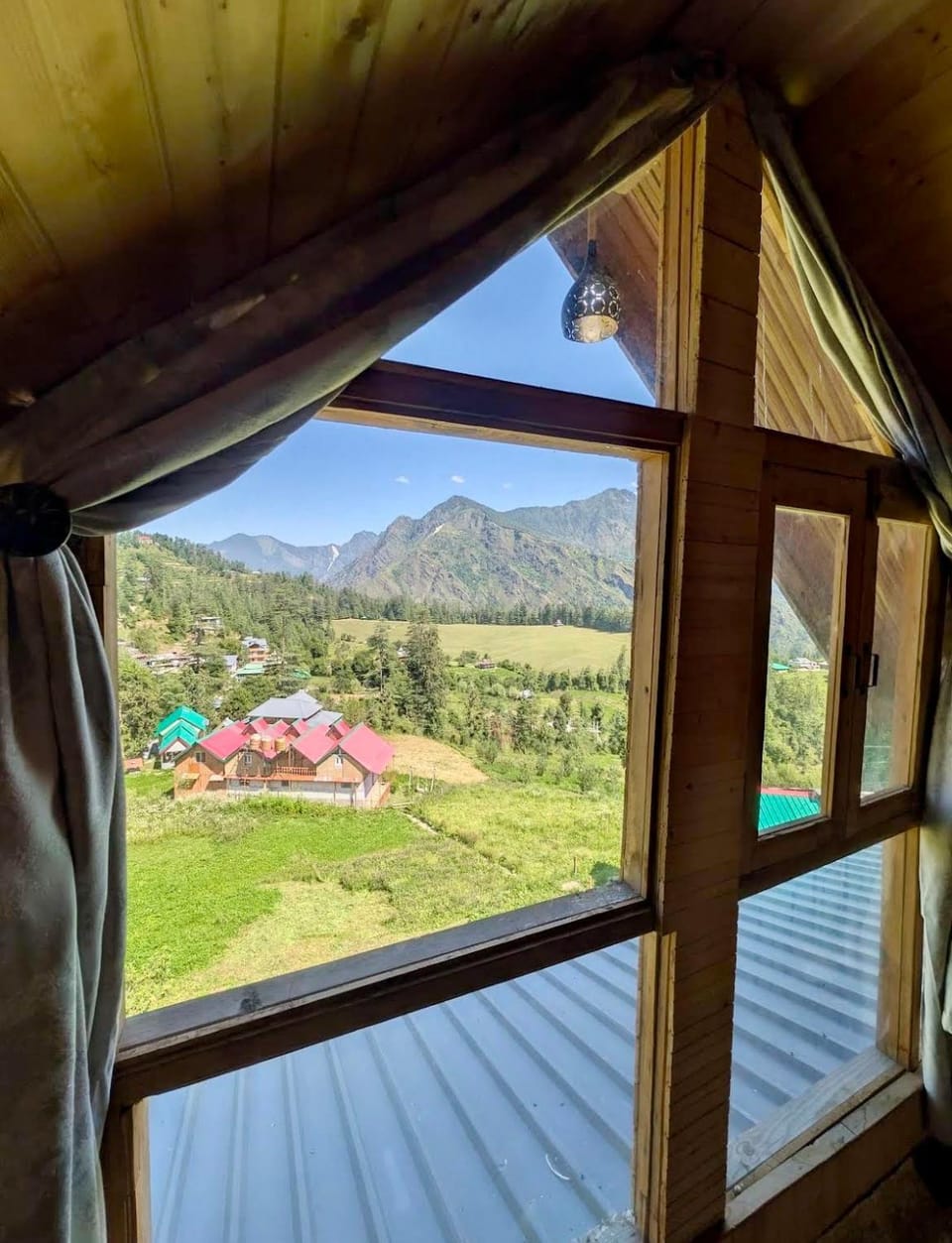 Ansunee Daastan by Sifarnama, Shangarh Apartment in Himachal Pradesh