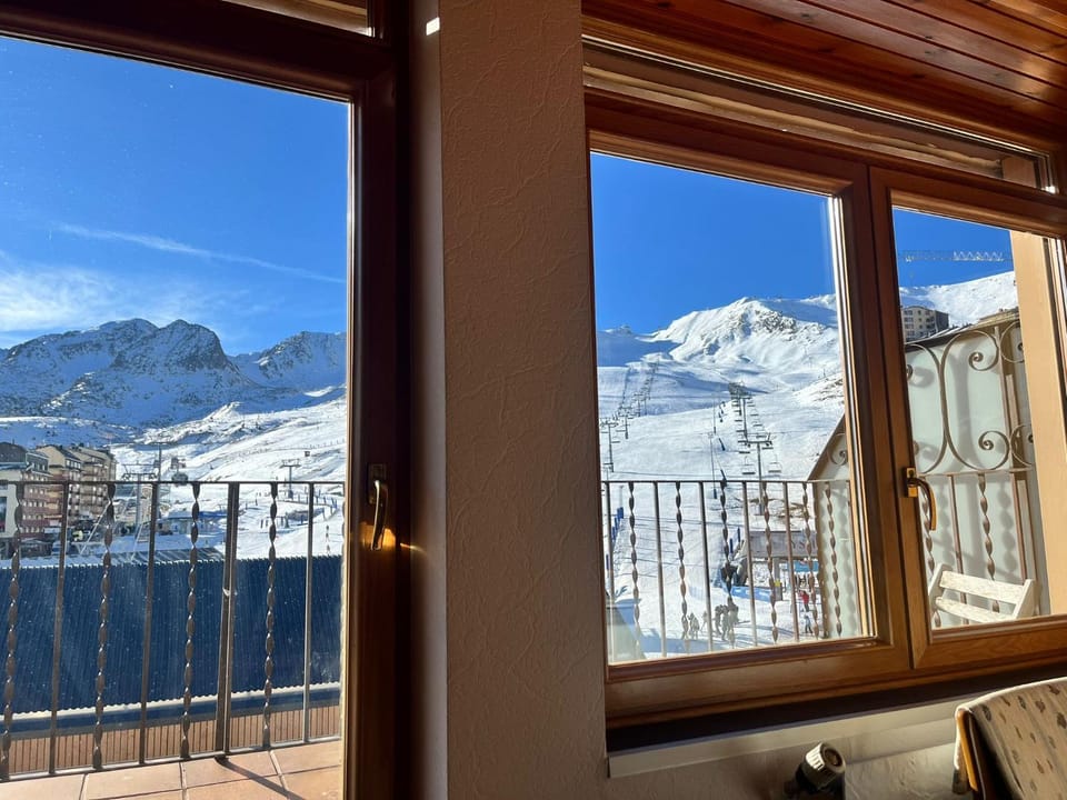 Day, Winter, View (from property/room), Balcony/Terrace, Mountain view