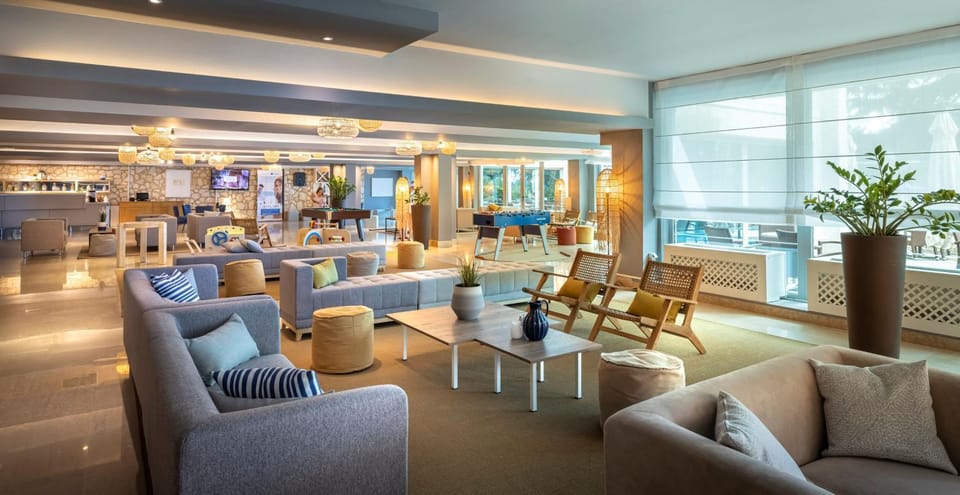 Lobby or reception, Lounge or bar