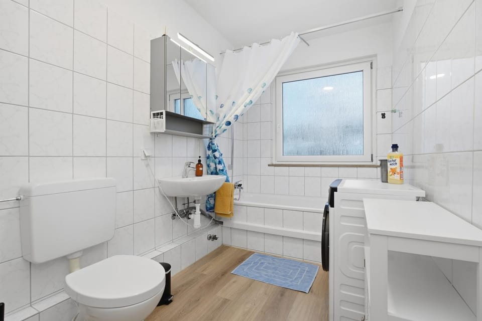 Toilet, Bathroom, Bath, towels