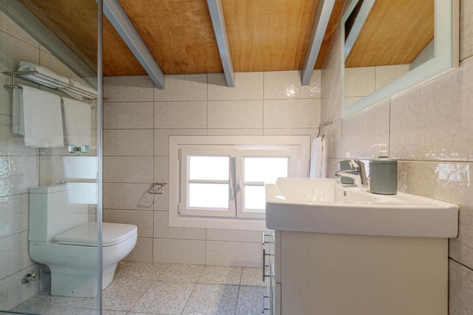 Sunny Skylight Loft! Apartment in Corfu