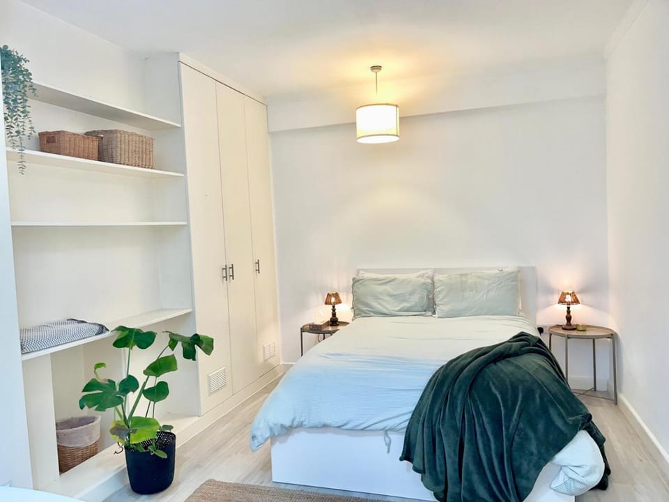 Bed, Photo of the whole room, Bedroom, towels, wardrobe